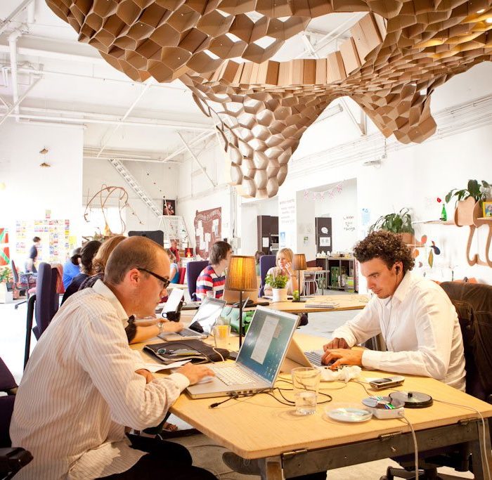 Coworking, accelerator or incubator, what’s the best choice for a startup?